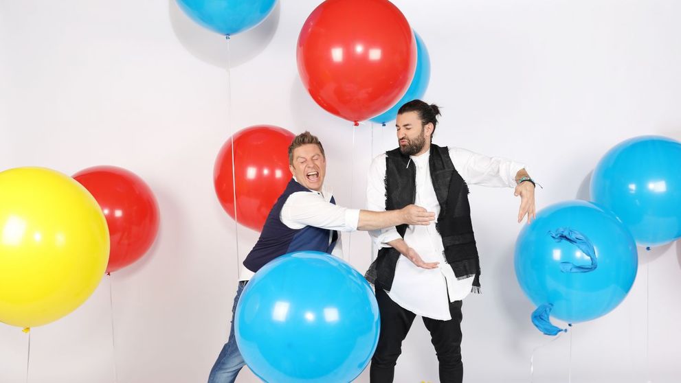 Interviu in oglinda: Cat de bine se cunosc Smiley si Pavel Bartos?
