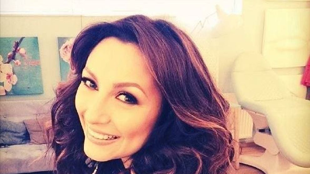 Andra, intr-una dintre cele mai scurte rochii purtate pana acum. Cum arata cu adevarat picioarele vedetei