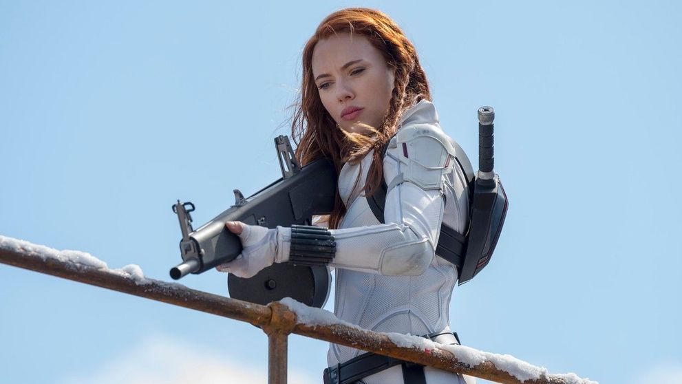 Scarlett Johansson a dat în judecată Disney după difuzarea filmului Black Widow. Care e motivul