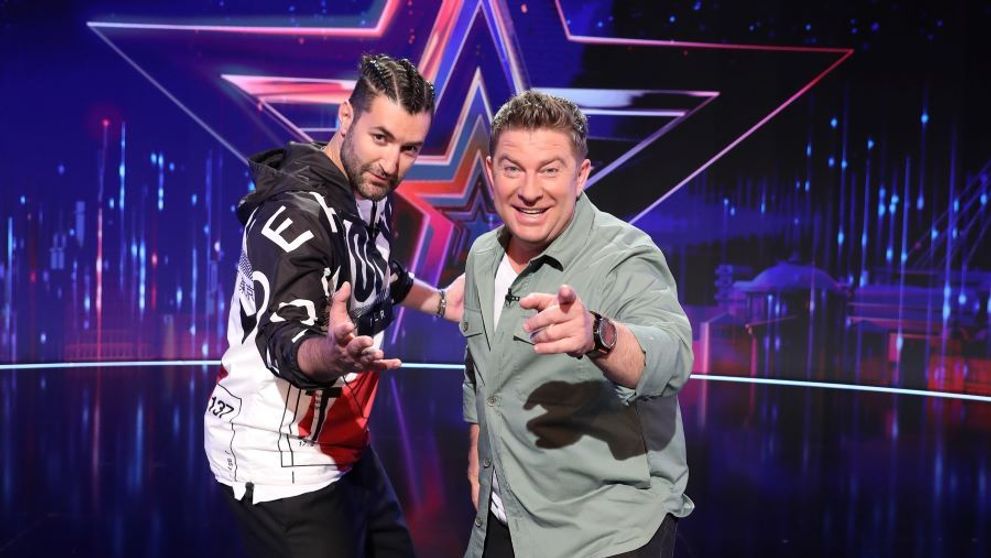 Smiley:”Sezonul a fost inedit, jumătate în culise, jumătate în fața concurenților”.Mâine, la Românii au talent