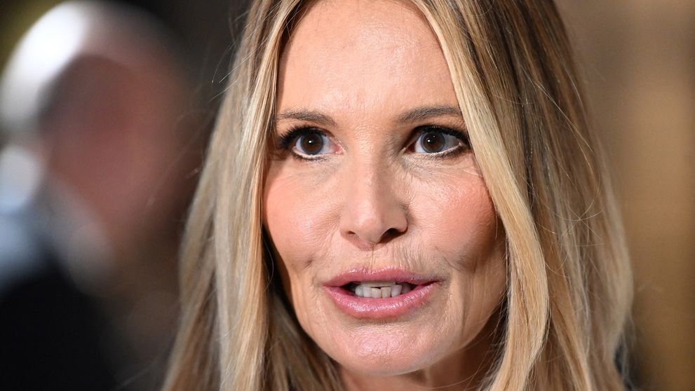 Elle Macpherson, dezvăluiri șocante. Diagnosticată cu cancer, a refuzat chimioterapia recomandată de 32 de medici! Ce tratament a ales