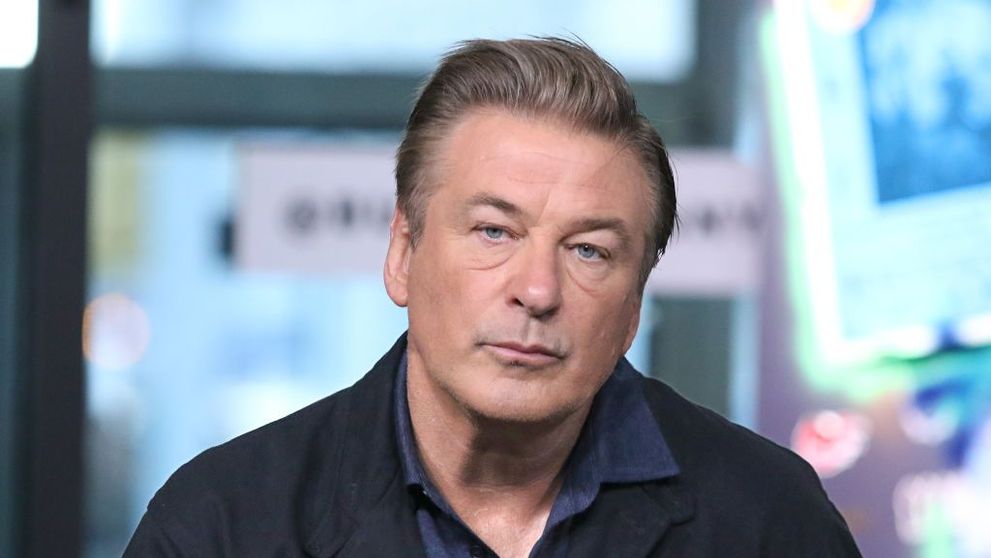 Ce șanse sunt ca Alec Baldwin să ajungă la închisoare după ce a omorât accidental un om pe platourile de filmare