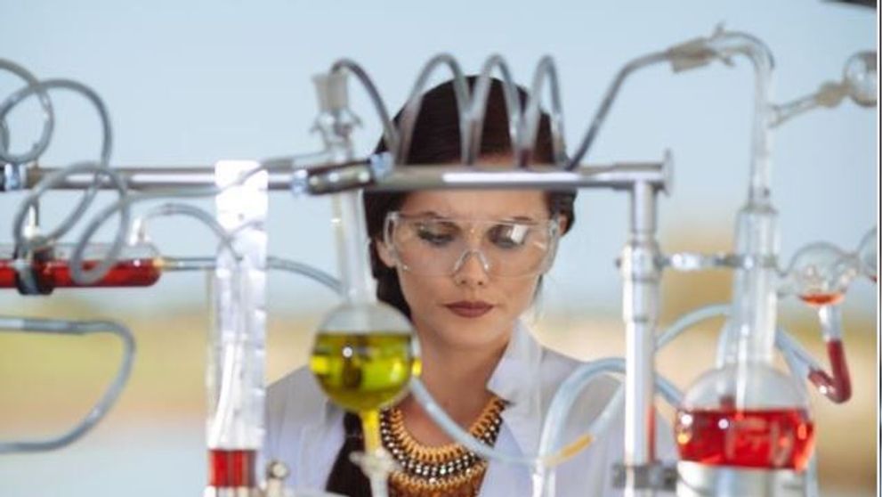 Bake Off Romania, azi, la PRO TV! De la 20:30 concurentii au posibilitatea sa lucreze cu un ingredient sexy