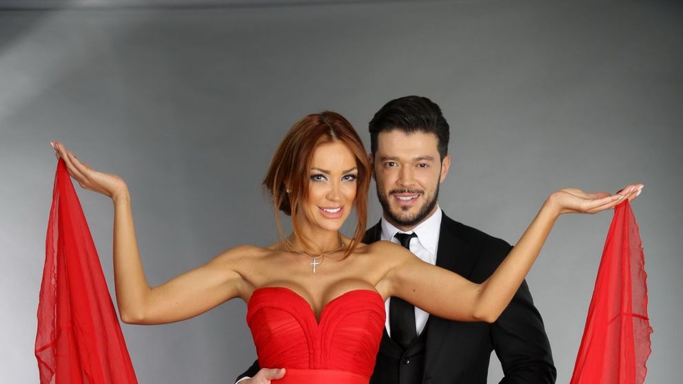 Iulia Vantur, Bianca Dragusanu si Victor Slav implinesc 