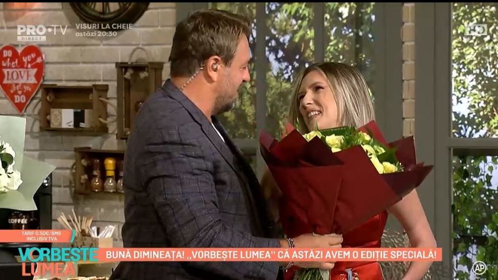 Adela Popescu s-a întors în platoul 
