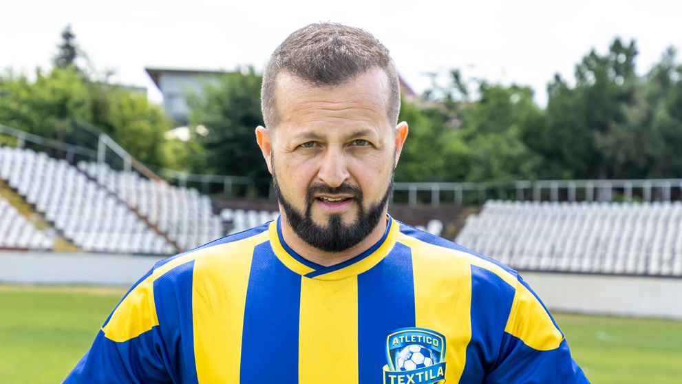 INTERVIU Răzvan Oprea, Leonard din Atletico Textila: ”Cel mai fals mit care s-a creat despre fotbaliști, cel puțin la noi în țară, este că fotbaliștii ar fi proști”
