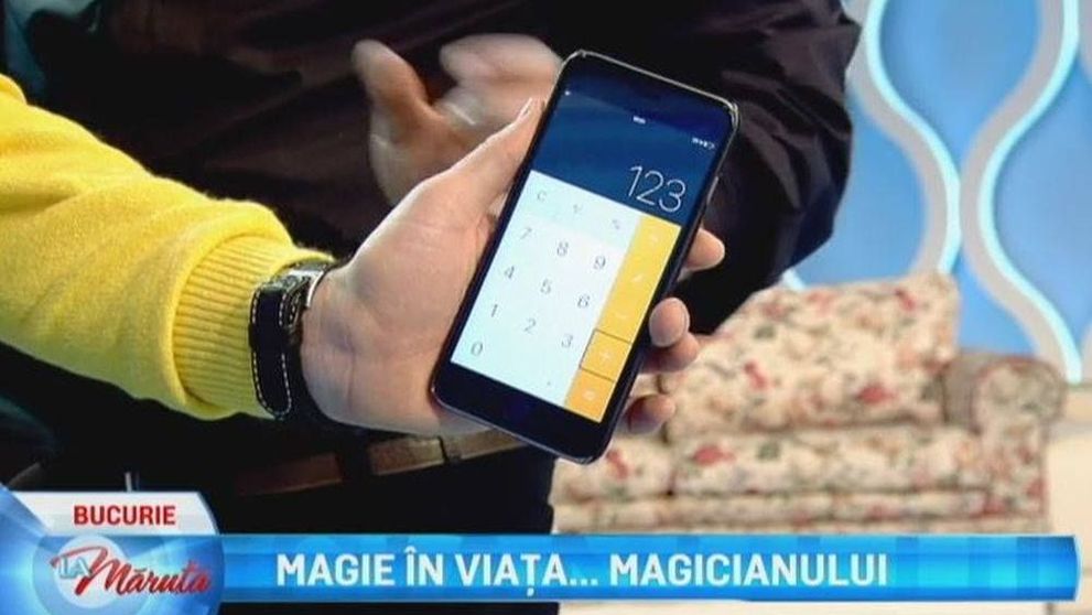 Magicianul Robert Tudor face un calcul magic. Ce se intampla daca aduni 123+257+6