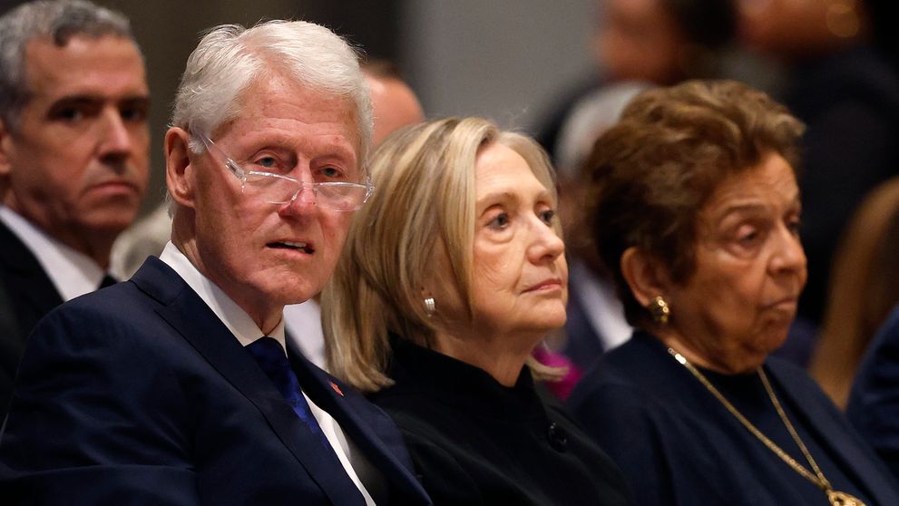 Divorț de 90 de milioane în familia Clinton. Hillary ar vrea să rupă mariajul după noile dezvăluiri despre Epstein