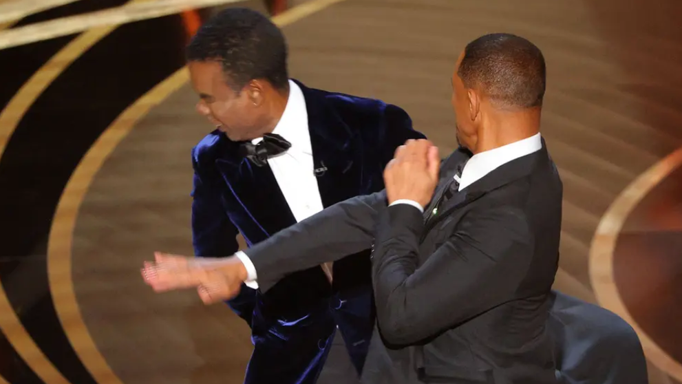 Chris Rock vrea să fie plătit pentru a vorbi despre palma primită de la Will Smith la Oscar 2022