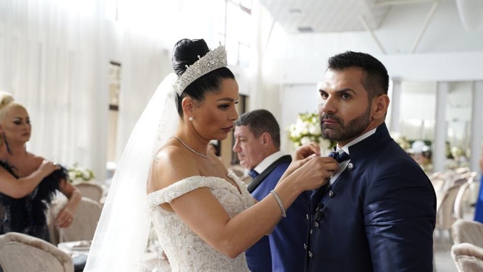 Programul artistic de la nunta lui Brigitte cu Pastramă. Ce artist va cânta la 3 dimineața