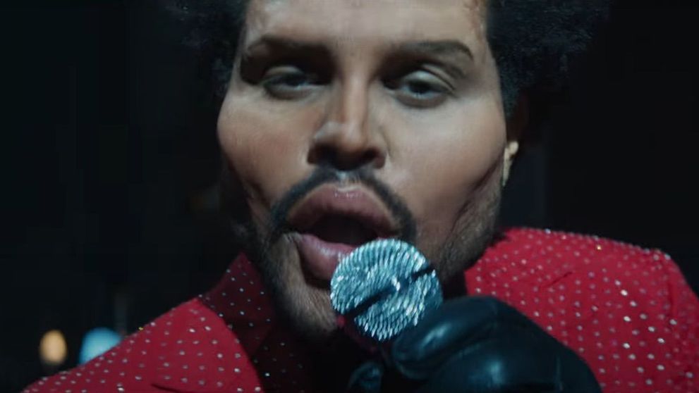 The Weeknd, de nerecunoscut în noul videoclip ”Save Your Tears”