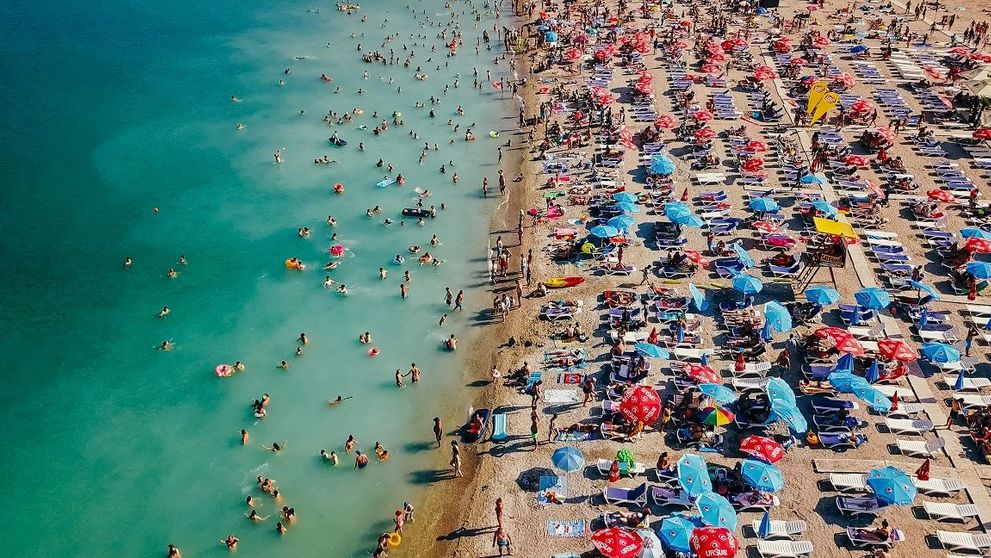 Prețuri cazare Litoral 2023 | Cât te costă o cameră la mare dacă nu stai la hotel