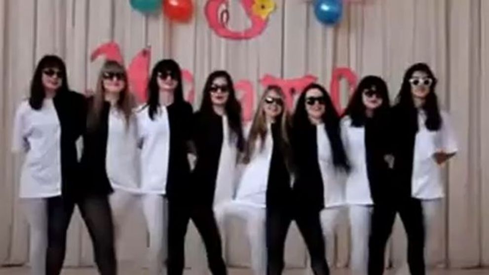 Cine e cine in acest clip? O iluzie optica in pasi de dans: VIDEO