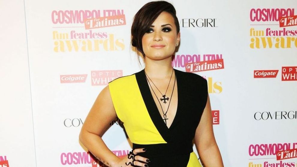 Demi Lovato a aparut nemachiata. Cat de frumoasa este vedeta