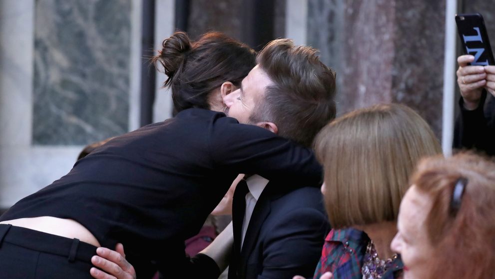 Formează cel mai popular cuplu din showbiz. Recent au sărbătorit 26 de ani de căsnicie, dar zvonurile despre infidelitatea lui nu au încetat niciodată. Acum, celebra vedetă a vorbit despre cea mai furtunoasă etapă din viața ei: „A fost cea mai nefericită perioadă din viața mea”