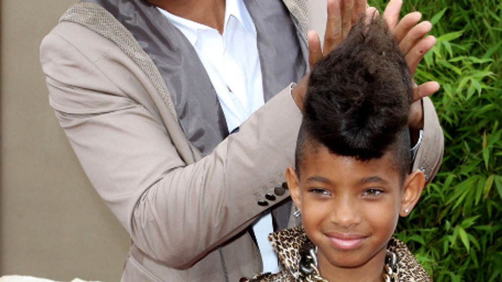 Fiica lui Will Smith si-a schimbat radical look-ul. Cum arata Willow cu parul drept si blond