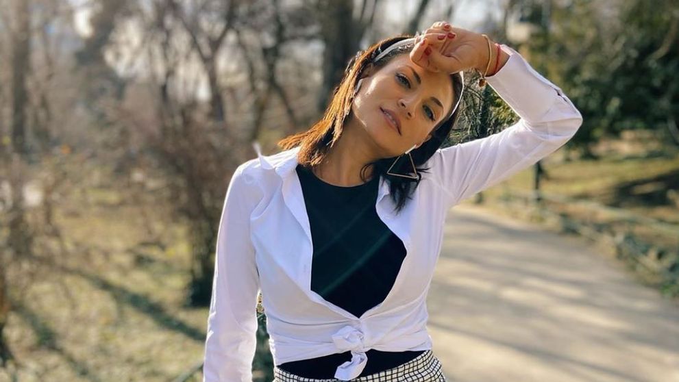 Ioana Ginghină și secretul ei pentru o piele catifelată: „baia” în zaț de cafea
