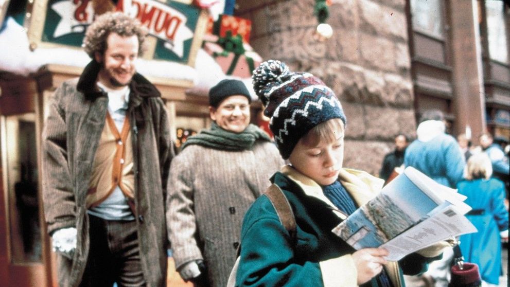 Cele mai noi fotografii cu hoții din „Singur acasă”! Cum arată în prezent Joe Pesci și Daniel Stern
