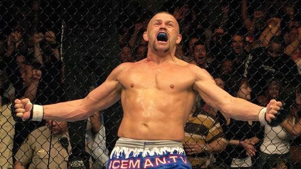 Cum a ajuns sa arate fostul campion UFC Chuck Liddell la 8 ani dupa ce s-a retras! Fanii au fost socati