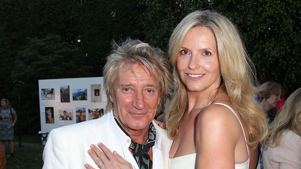 Soția lui Rod Stewart s-a făcut polițistă la 50 de ani. Penny Lancaster patrulează pe străzile din Londra
