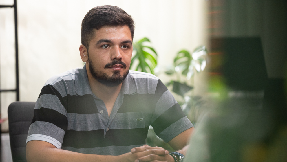 Cum a reacționat Ioana Molnar la explicațiile oferite de livratorul de flori