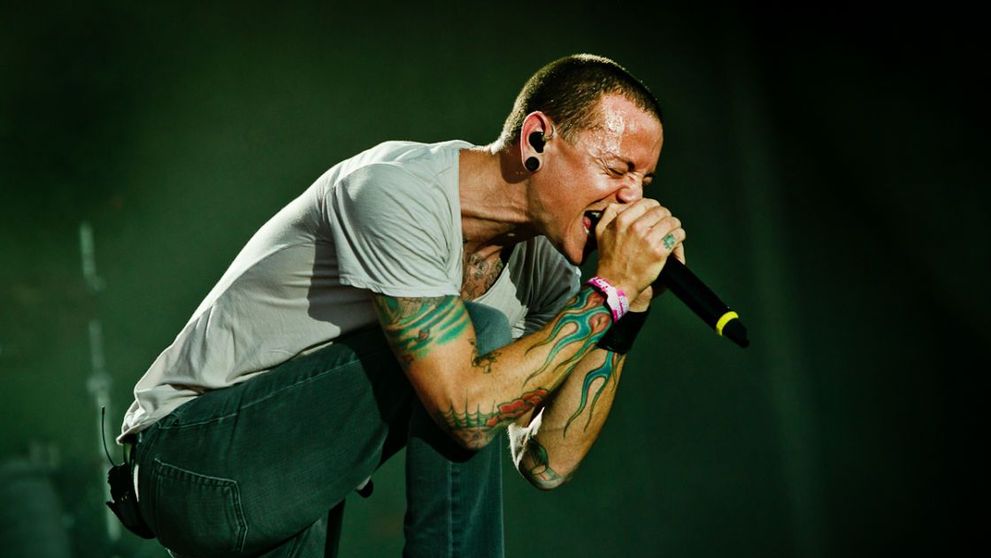 Mesajul emoționant al basistului trupei Linkin Park la un an de la sinuciderea lui Chester