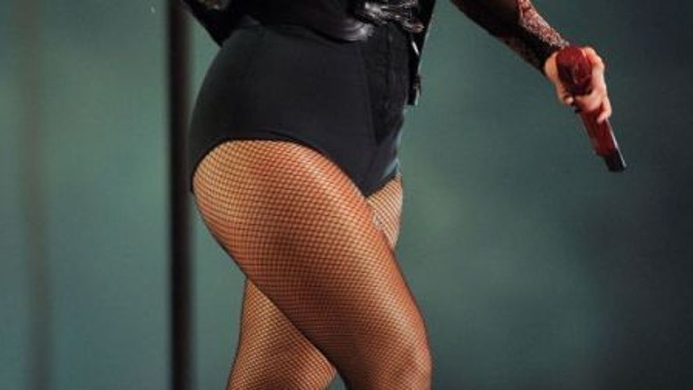 Divortul, dieta si lenea au transformat-o din cea mai sexy femeie in CAMPIOANA CALORIILOR! O recunosti?