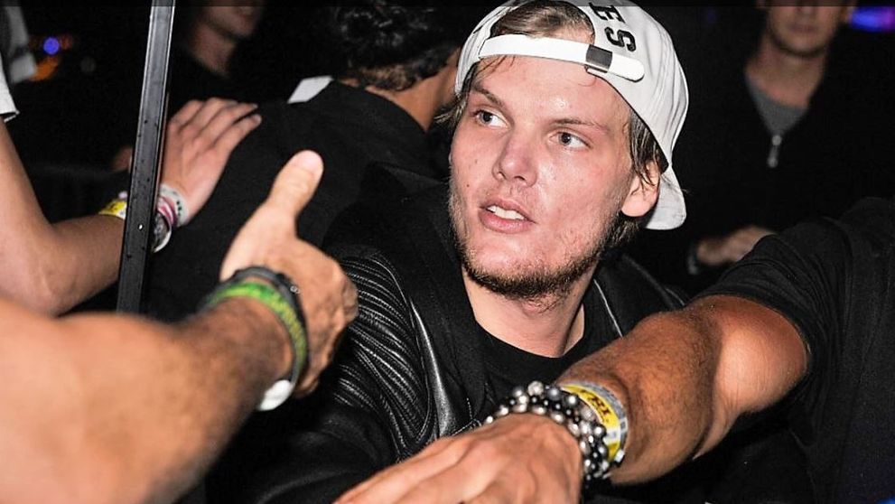 ”Nu voia să fie Avicii”. Tatăl DJ-ului, despre motivul sinuciderii fiului său, în 2018