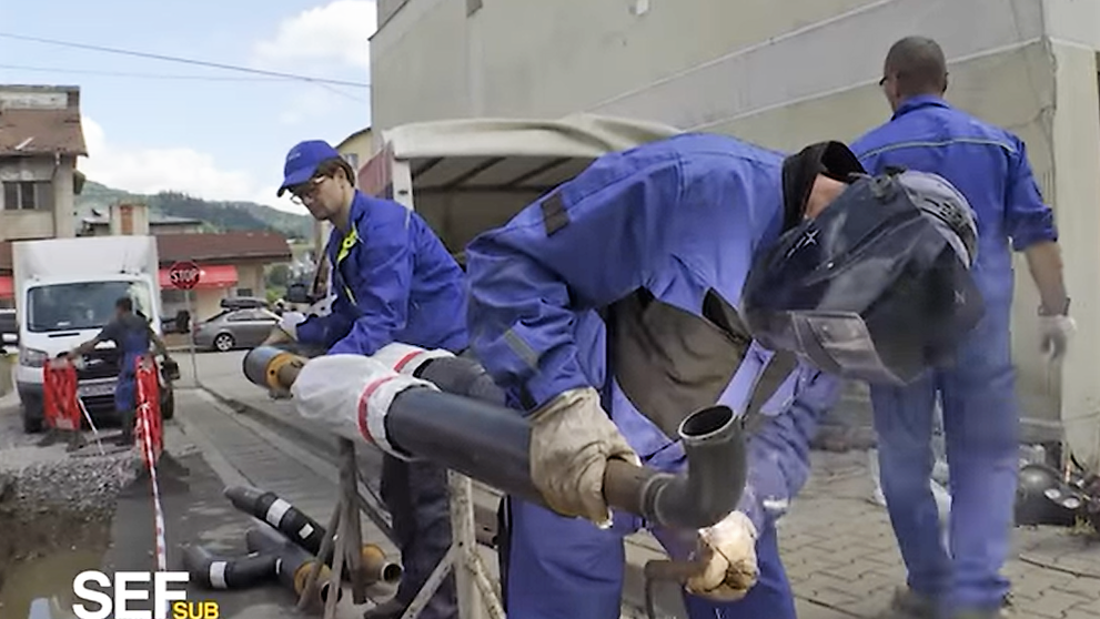Șef sub acoperire 4 mai | VIDEO Vlad Iftime e ucenic de instalator. Ce nu s-a văzut la TV