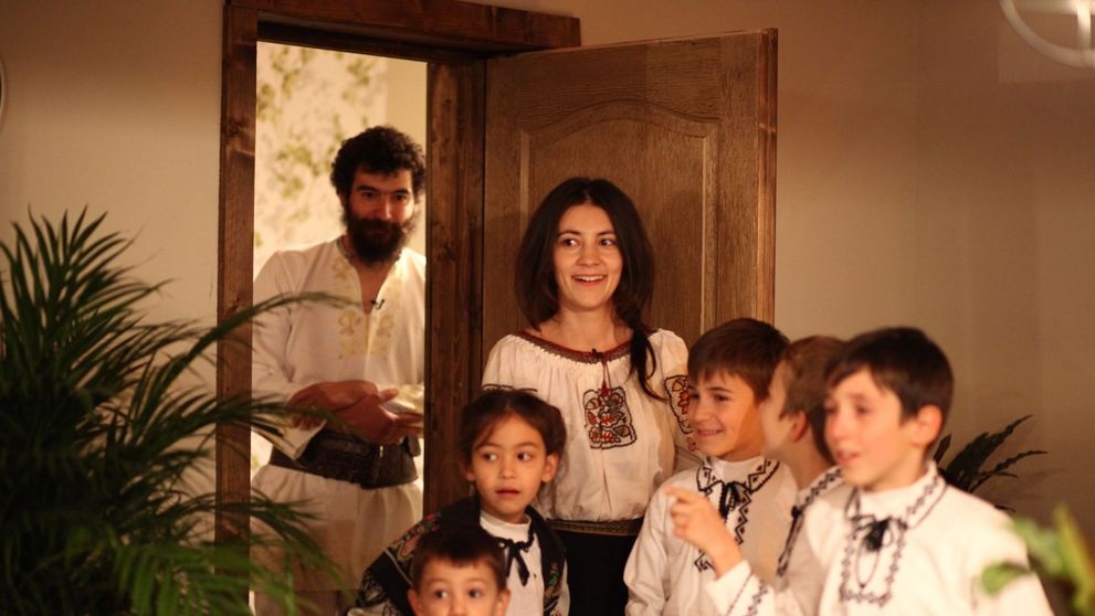 Echipa Visuri la cheie a transformat o superba casa bucovineana!