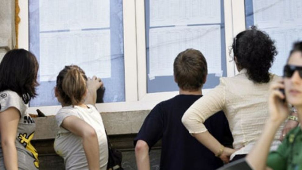 REZULTATE BAC 2013 - EDU.ro. Rezultate si note pe judete la BACALAUREAT 2013 - Harta interactiva