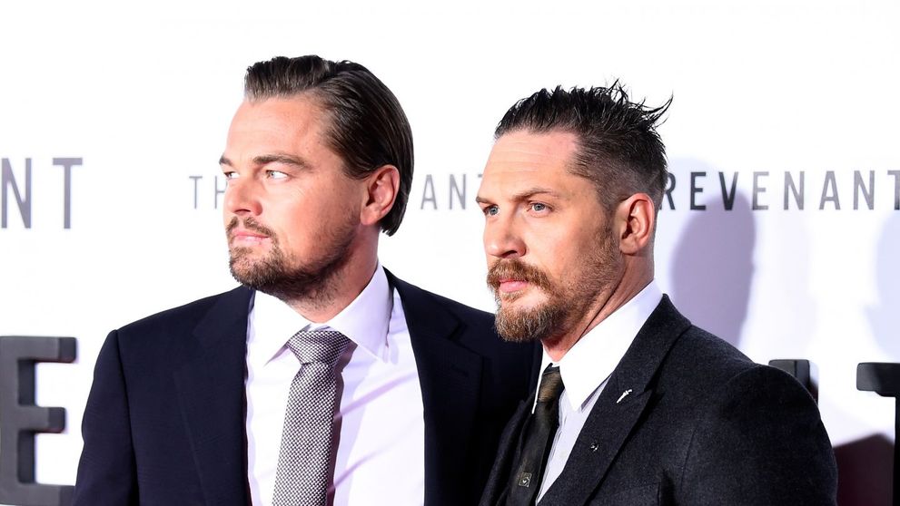 A pierdut un pariu cu Leonardo DiCaprio. Ce a fost obligat Tom Hardy sa isi scrie pe piele