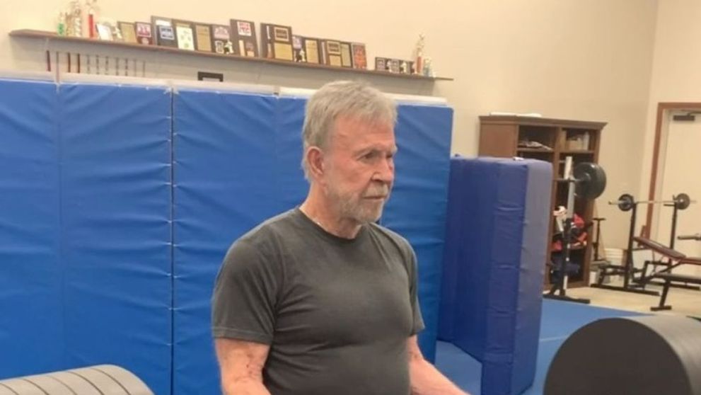 Chuck Norris a împlinit 86 de ani! Ce banc genial a postat legendarul actor de ziua lui de naștere: ”Eu nu îmbătrânesc, eu...”