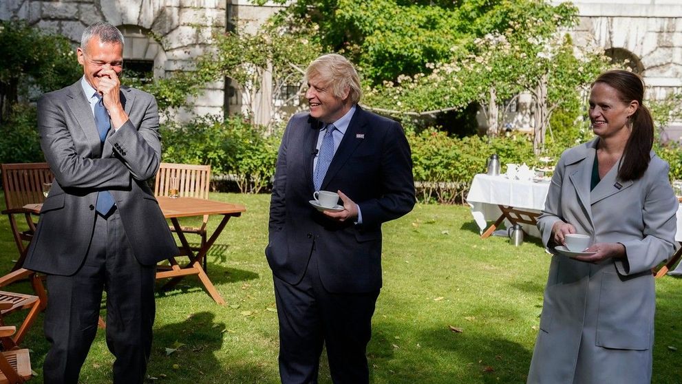 Jenny McGee, asistenta care l-a îngrijit pe Boris Johnson de Covid-19, a renunțat la slujba din sănătate