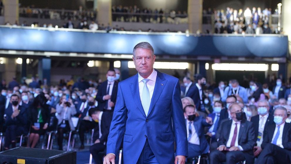 Reacția Sindicatului Europol după fotografia cu Iohannis fără mască la Congres