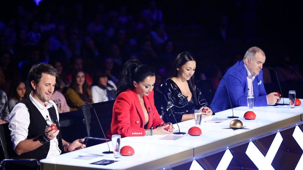 Florin Calinescu nu-si poate stapani lacrimile in urma unui moment naucitor din cea de-a treia editie Romanii au talent!
