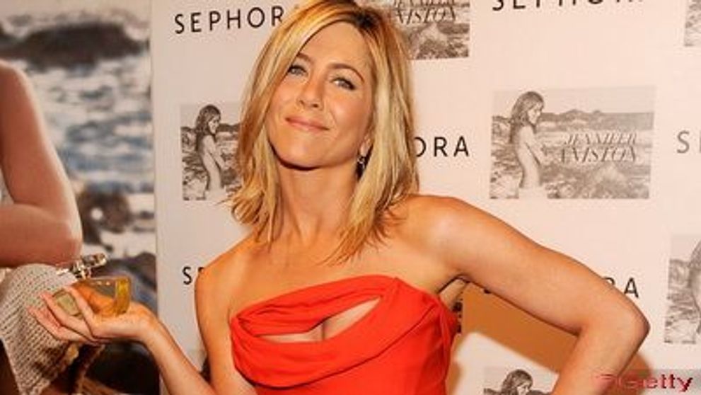 Oare a ce miroase Jennifer Aniston?