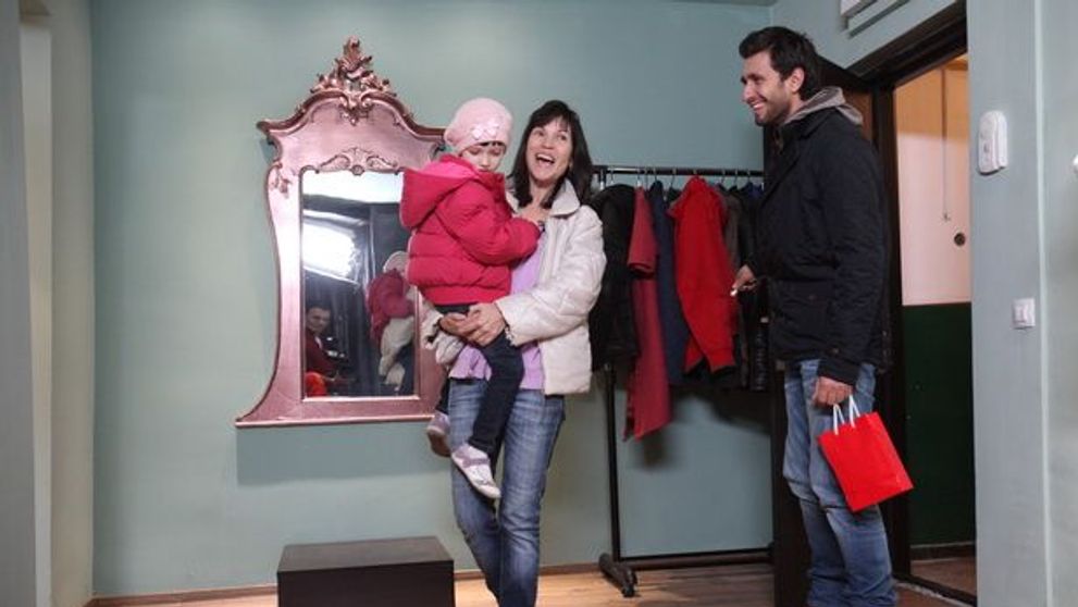 Echipa Visuri la Cheie a mai transformat un vis in realitate. Adelina si mama ei se pot bucura acum de un camin cald si primitor
