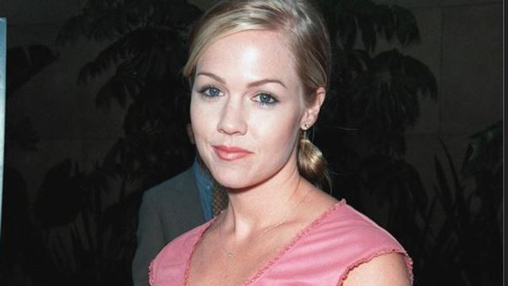 Ce  mai face și cum arată la 51 de ani Jennie Garth, actrița care îi dă viață lui Kelly în Beverly Hills 90210