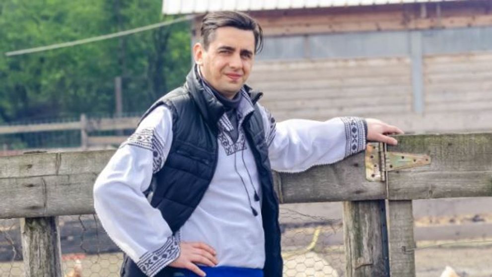 Cosmin Natanticu, din lumina reflectoarelor, la viata la tara. Ce asteptari are de la Ferma Vedetelor