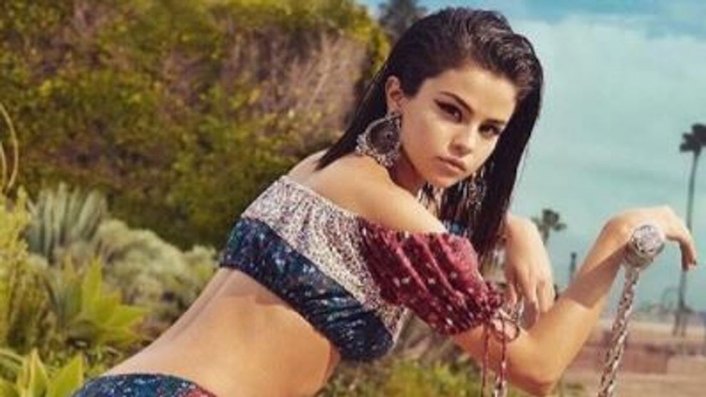 Selena Gomez, implicata intr-un scandal cu poze nud. S-a aflat in urma cu putin timp