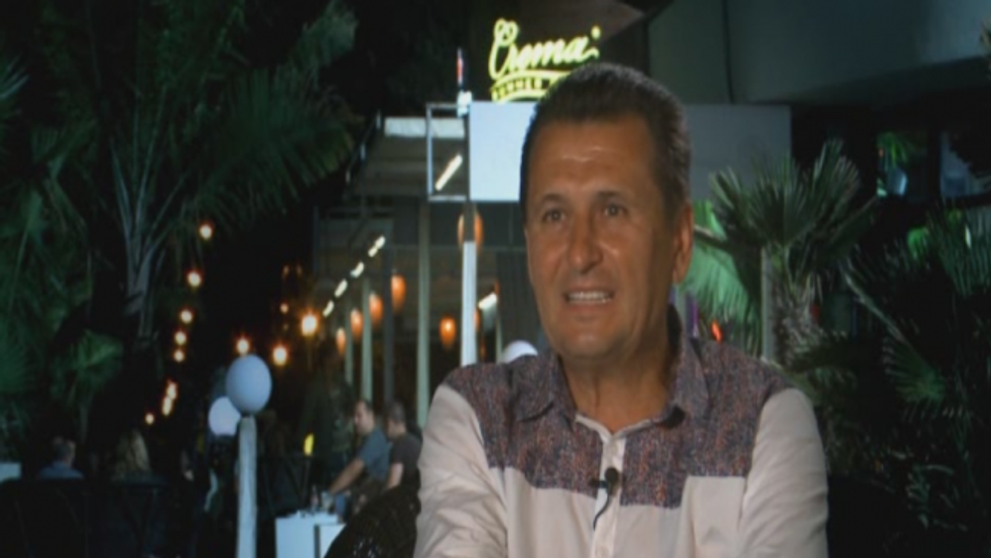 Caprele au facut prapad, farsele au curs una dupa alta si vedetele au strans o gramada de bani, marti seara, la “Serviti, va rog!”