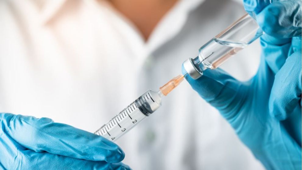 Care este combinația de medicamente prin care un medic renumit a vindecat peste 90% din pacienții cu COVID-19?