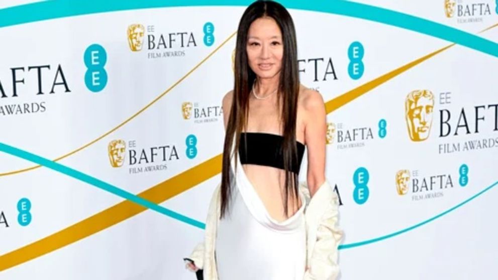 Alimentul banal la care a renunțat cu greu Vera Wang ca să arate, la 76 de ani, ca o adolescentă! Mulți îl consumă zilnic, fără să își dea seama cât de periculos e