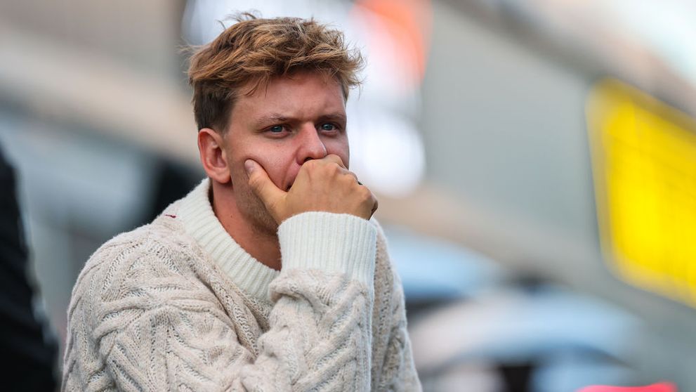 Mick Schumacher a postat o poză cu tatăl lui, la 12 ani de la tragicul accident de schi