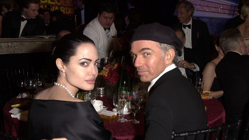 Adevărul despre colierele cu sânge ale Angelinei Jolie și Billy Bob Thornton. Au fost acuzați că au un comportament „vampiric”, după un gest romantic neobișnuit