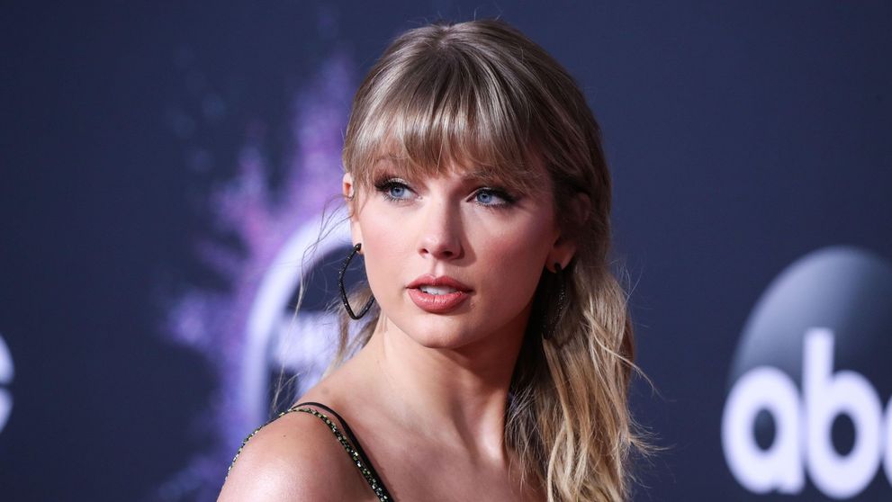 Site-ul lui Taylor Swift a crăpat după ce artista a făcut marele anunț. Ce surpriză le-a pregătit fanilor din toată lumea