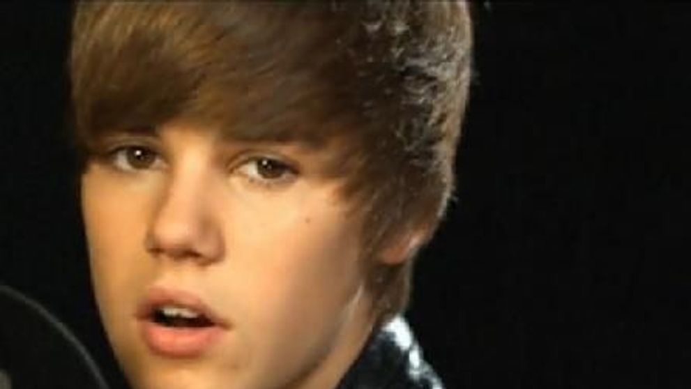 Justin Bieber, partenerul lui Ashton Kutcher intr-o comedie