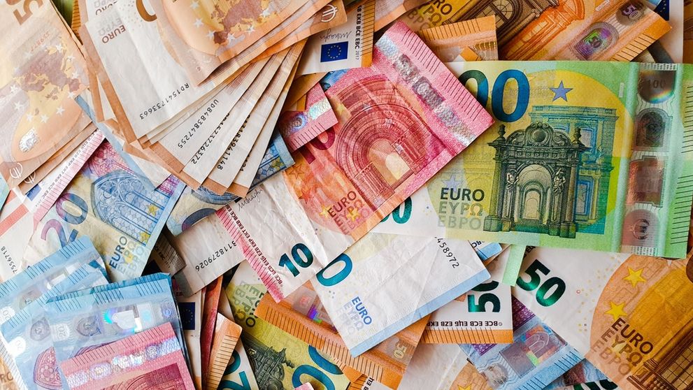 Afacerea cu care o fostă profesoară de 30 de ani câștigă aproape 6 milioane de euro pe an: „Oamenii mor zilnic”. Cum a dat lovitura