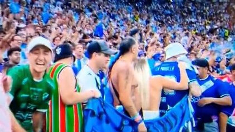 VIDEO A dansat topless în tribune, după ce Argentina a câștigat Campionatul Mondial! Imaginile care nu s-au văzut la TV